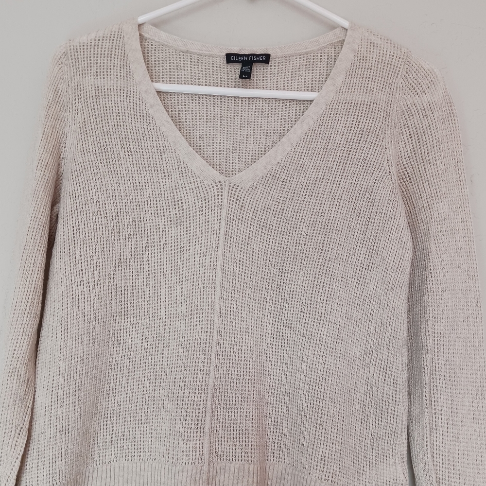 EILEEN FISHER shirt womens  beige, s/p      V neck, long sleeve